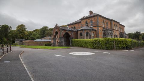 Collis Sandes House exterior